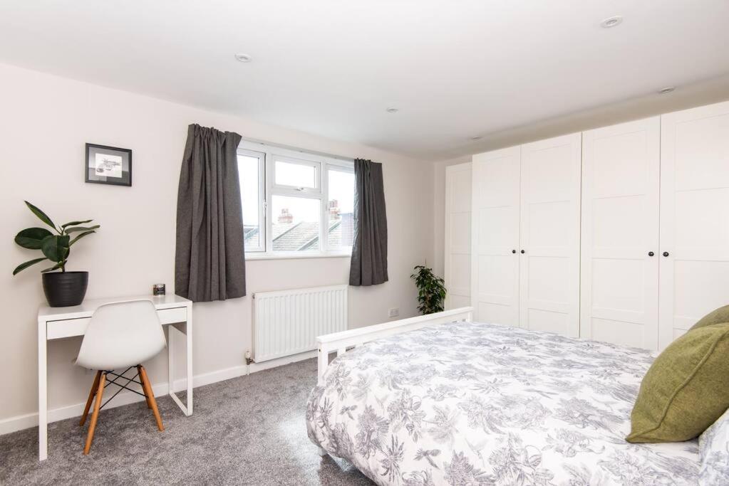 Newly Renovated Victorian House With Free Parking Villa Brighton Екстериор снимка